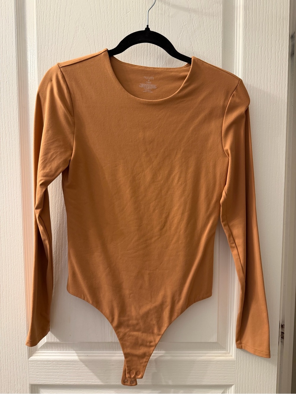 nuuds Long-Sleeve Bodysuit in Rust
